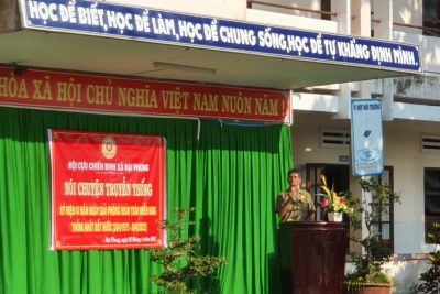 Trường THCS Võ Thị Sáu  Phối hợp với Hội Cựu chiến binh xã Nói chuyện  truyền thống cách mạng  với CB – VC và HS